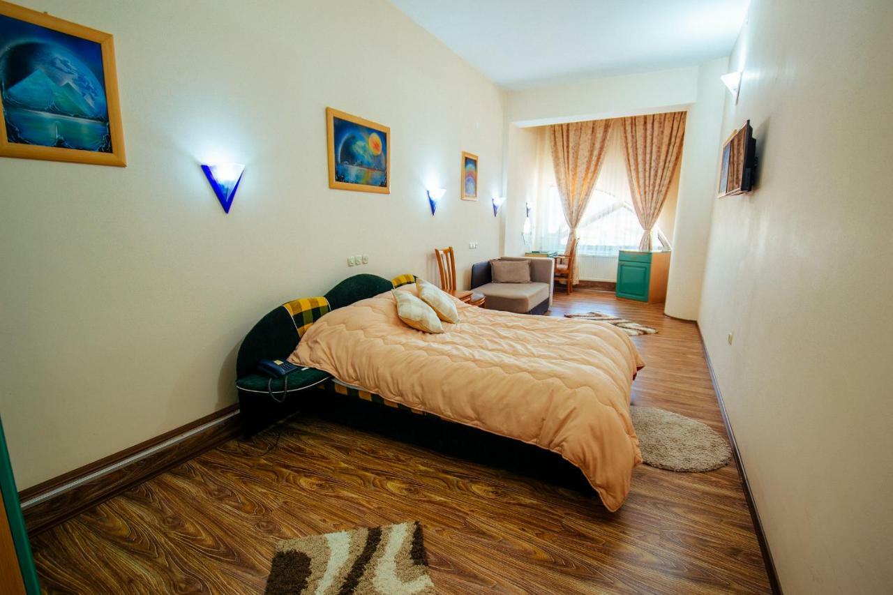 Hotel Kristal Palas Prilep Eksteriør bilde